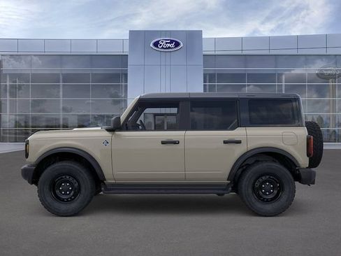 New 2026 Ford Bronco Outer Banks AWD/4WD image 3