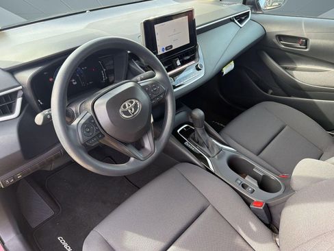 Used 2026 Toyota Corolla LE FWD image 21