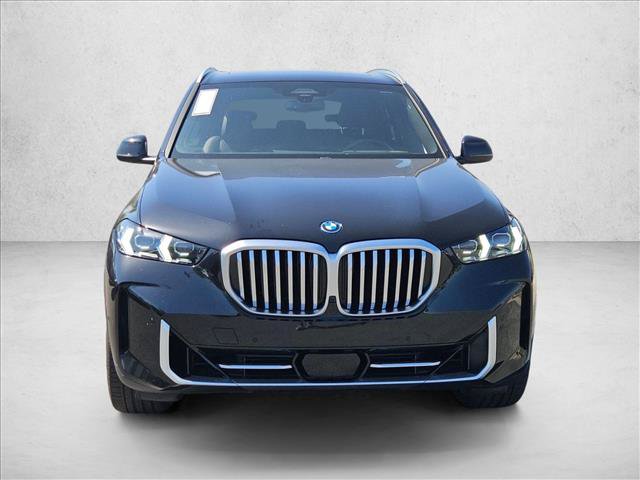 Used 2024 BMW X5 xDrive50e w/ Premium Package AWD/4WD image 2