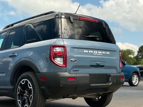 Used 2025 Ford Bronco Sport Outer Banks w/ Outer Banks Tech Package+ AWD/4WD image 39