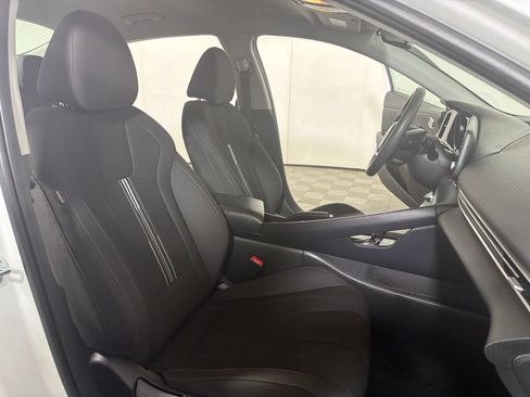 Used 2023 Hyundai Elantra SEL FWD image 23
