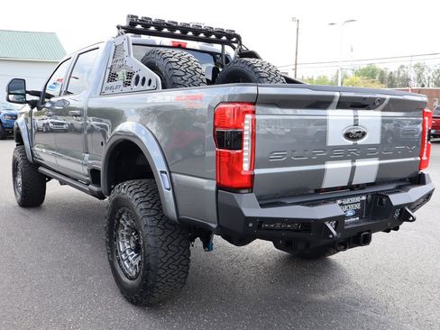 New 2026 Ford F250 Lariat w/ Black Appearance Package AWD/4WD image 16