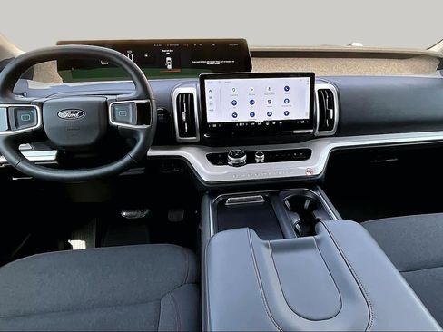 Certified 2025 Ford Expedition Active RWD image 16
