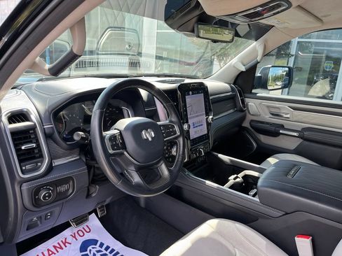Used 2024 RAM 1500 Limited AWD/4WD image 6