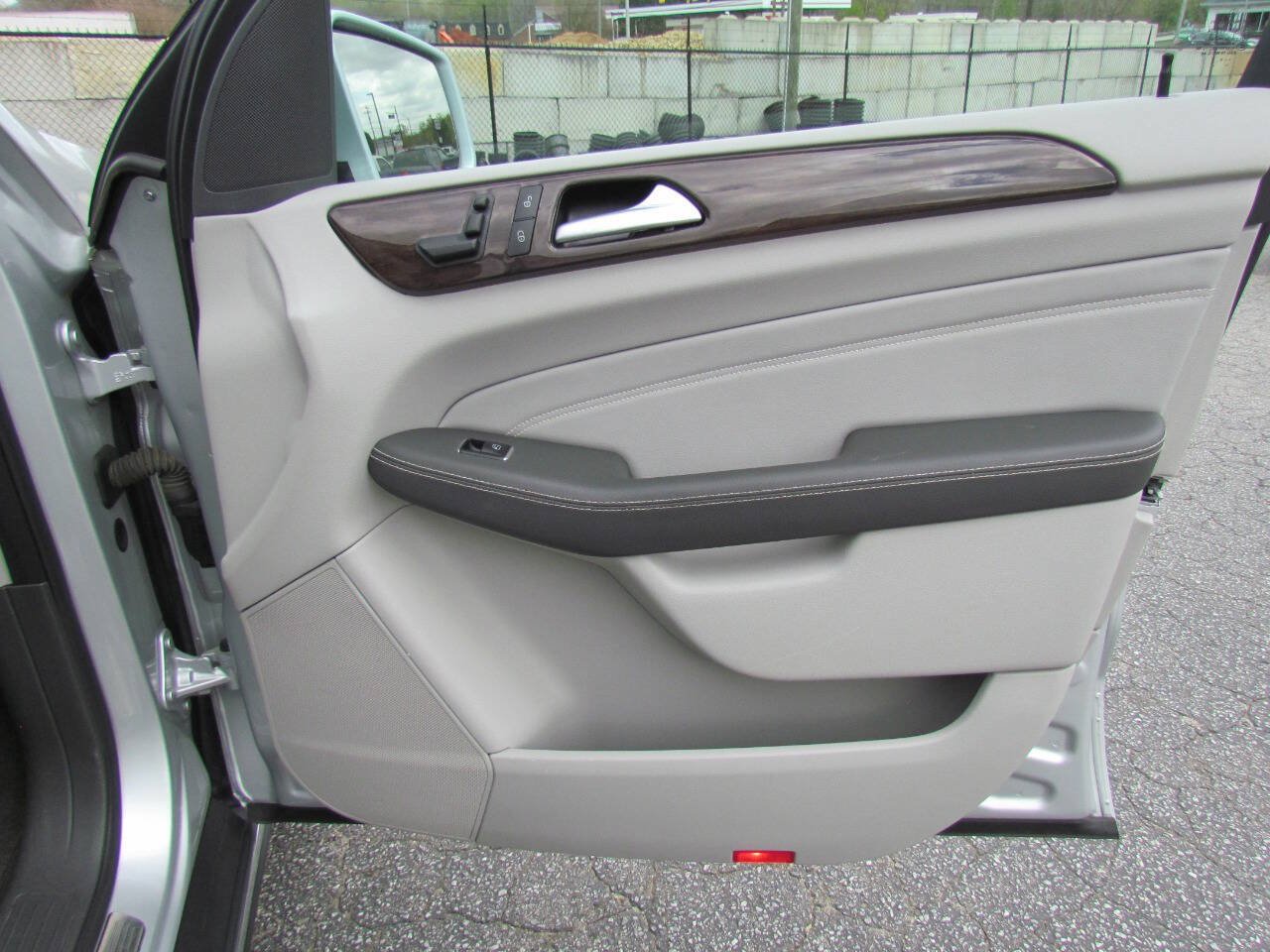 Used 2014 Mercedes-Benz ML 350 4MATIC image 19