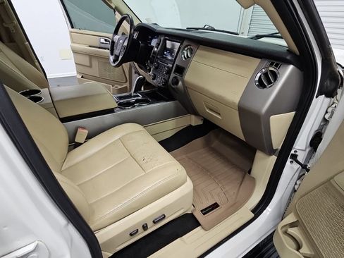 Used 2015 Ford Expedition Limited w/ Equipment Group 301A RWD image 41