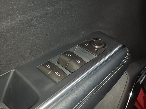 Used 2026 GMC Acadia Elevation w/ Black Edition AWD/4WD image 15