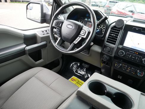 Used 2020 Ford F150 XLT w/ Equipment Group 302A Luxury AWD/4WD image 9