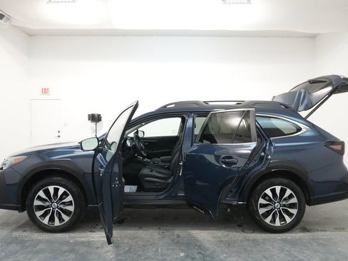 Used 2023 Subaru Outback Limited image 26