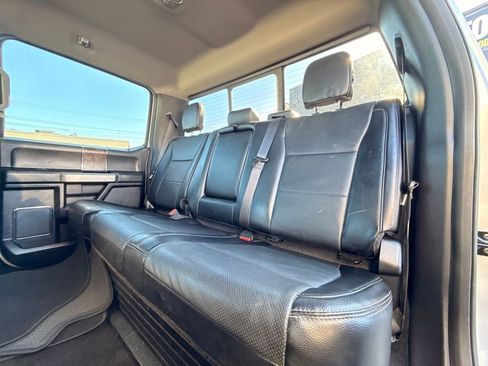 Used 2017 Ford F350 Lariat w/ Chrome Package image 13