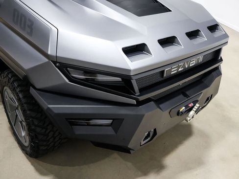 Used 2023 Cadillac Escalade Premium Luxury image 91