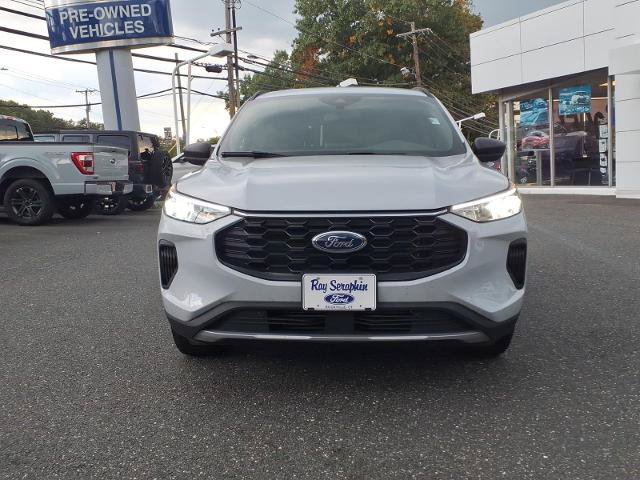 Certified 2026 Ford Escape ST-Line AWD/4WD image 2
