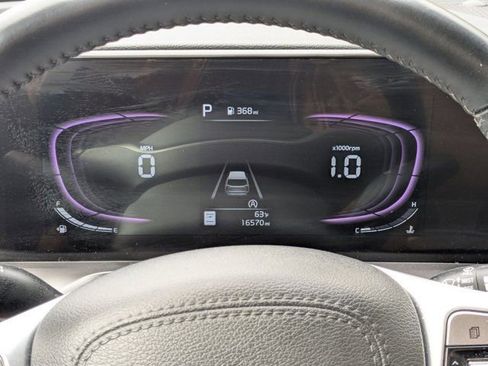 Used 2025 Kia Telluride S image 15