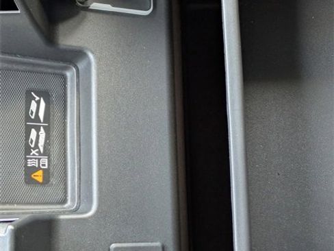 Used 2023 Chevrolet Silverado 1500 High Country w/ High Country Premium Package image 24