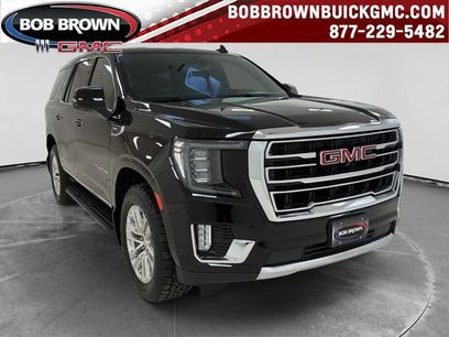 Used 2022 GMC Yukon SLT w/ SLT Premium Package