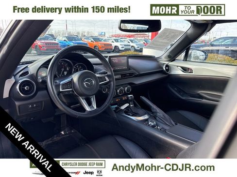 Used 2019 MAZDA MX-5 Miata RF Grand Touring image 12