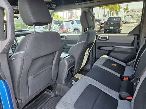 Used 2022 Ford Bronco Big Bend image 6