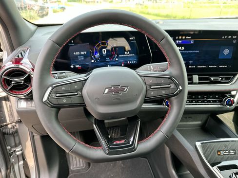 New 2026 Chevrolet Equinox RS FWD image 14