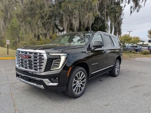 New 2026 GMC Yukon Denali w/ Sun & Power Step Package image 9