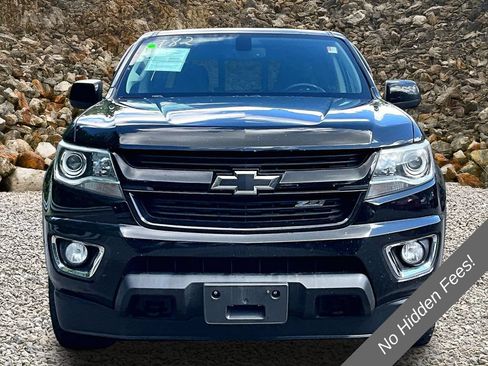 Used 2018 Chevrolet Colorado Z71 w/ Z71 Midnight Edition AWD/4WD image 2
