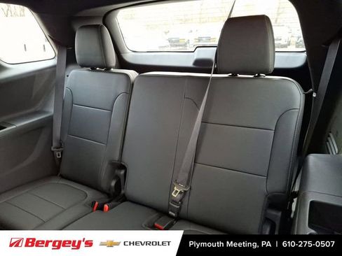 Certified 2023 Chevrolet Traverse LT image 12