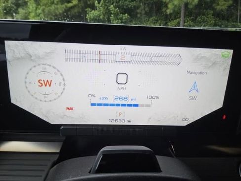 Used 2024 GMC Hummer EV 3X AWD/4WD image 10