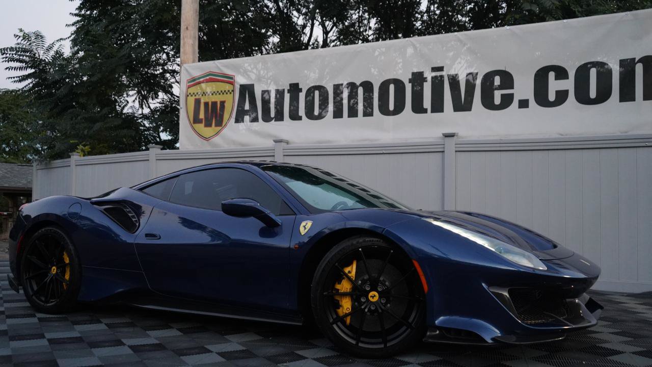 Used 2018 Ferrari 488 GTB RWD image 9