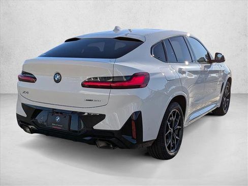 Used 2025 BMW X4 xDrive30i w/ Premium Package AWD/4WD image 2