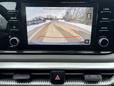 Used 2022 Kia K5 LXS FWD image 15