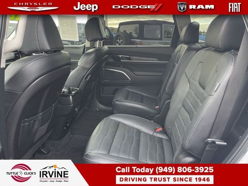 Used 2024 Kia Telluride SX Prestige image 18