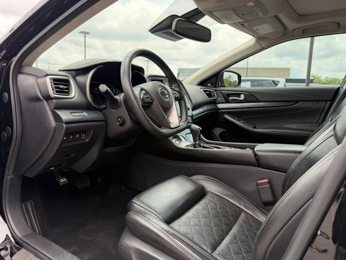 Used 2021 Nissan Maxima Platinum w/ Sport Mat Group FWD image 9