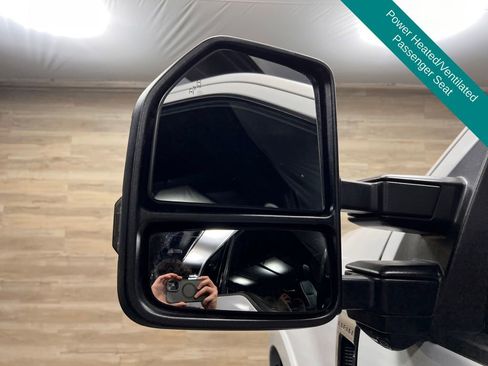 Used 2022 Ford F350 Lariat w/ Tremor Off-Road Package image 27