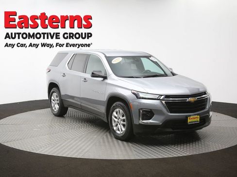 Used 2023 Chevrolet Traverse LS image 50