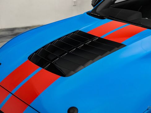 Used 2022 Ford Mustang Shelby GT500 w/ Technology Package RWD image 33