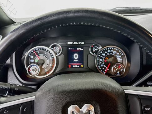 Used 2024 RAM 2500 Big Horn AWD/4WD image 13