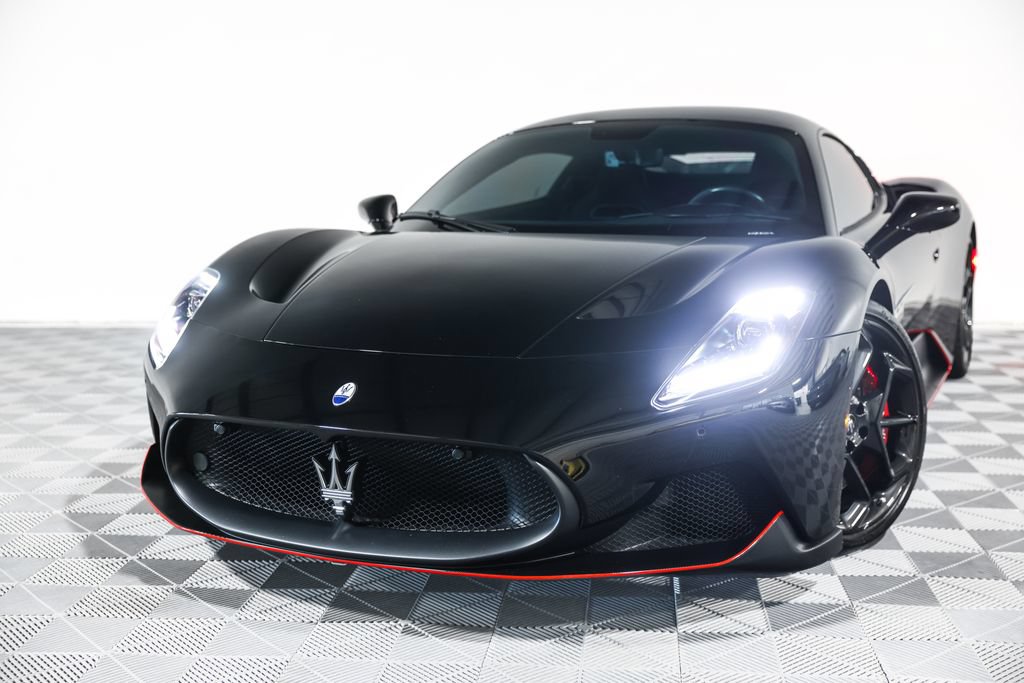 Used 2022 Maserati MC20 Coupe RWD image 11