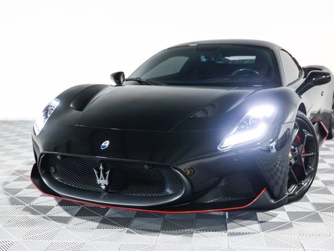 Used 2022 Maserati MC20 Coupe RWD image 11
