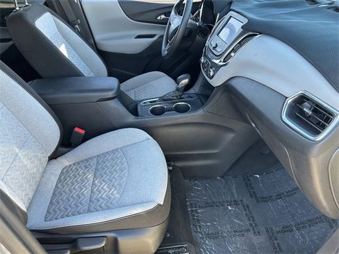 Used 2024 Chevrolet Equinox LS image 12