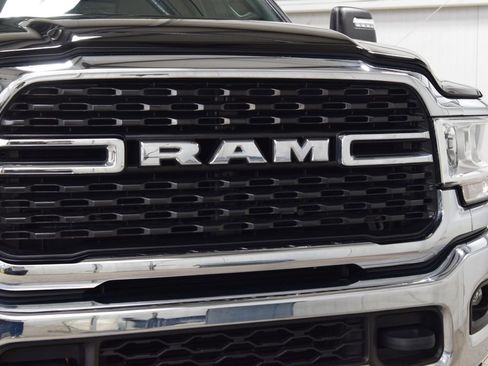 Used 2023 RAM 2500 Big Horn w/ Level 1 Equipment Group AWD/4WD image 9