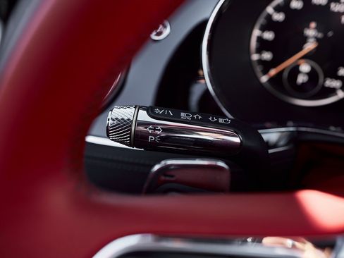 Used 2023 Bentley Continental GT Azure image 47