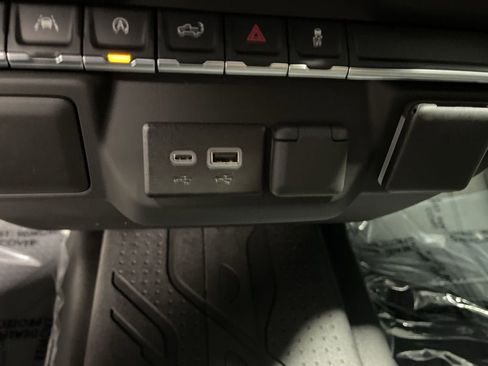 New 2025 Chevrolet Silverado 1500 Custom w/ LPO, Dark Essentials Package image 36