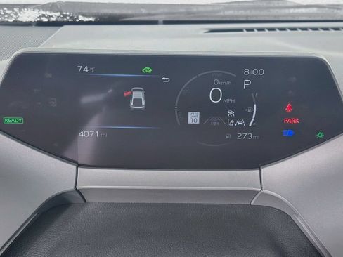 Used 2024 Toyota Prius Limited w/ Limited Premium Package FWD image 18