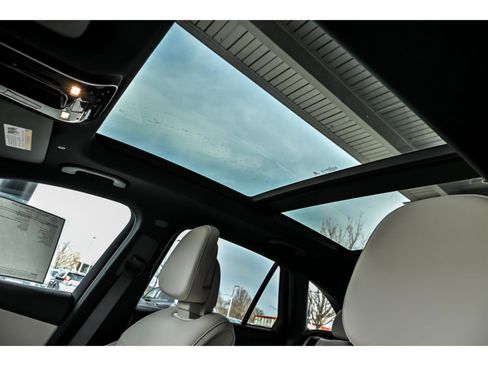 New 2026 Mercedes-Benz GLC 300 4MATIC image 8