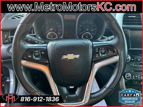 Used 2015 Chevrolet Malibu LT image 20