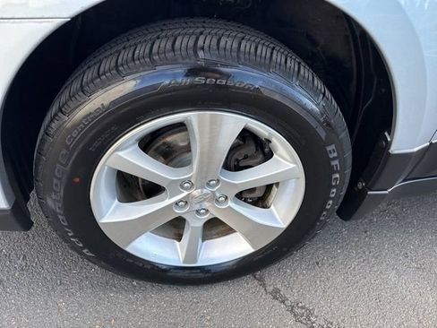 Used 2013 Subaru Outback 2.5i Limited image 9