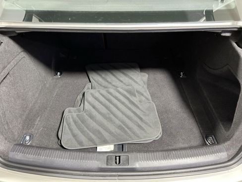 Used 2015 Audi A4 2.0T Premium image 24