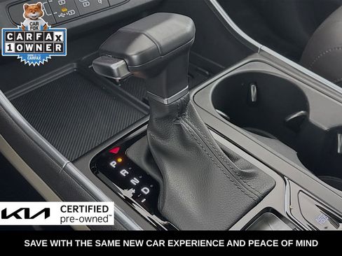 Used 2025 Kia Carnival SX image 18