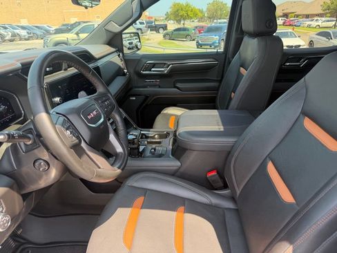 Used 2024 GMC Sierra 1500 AT4 w/ Technology Package AWD/4WD image 35