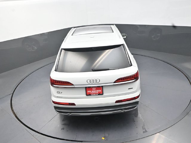 Used 2021 Audi Q7 3.0T Premium w/ Convenience Package AWD/4WD image 28
