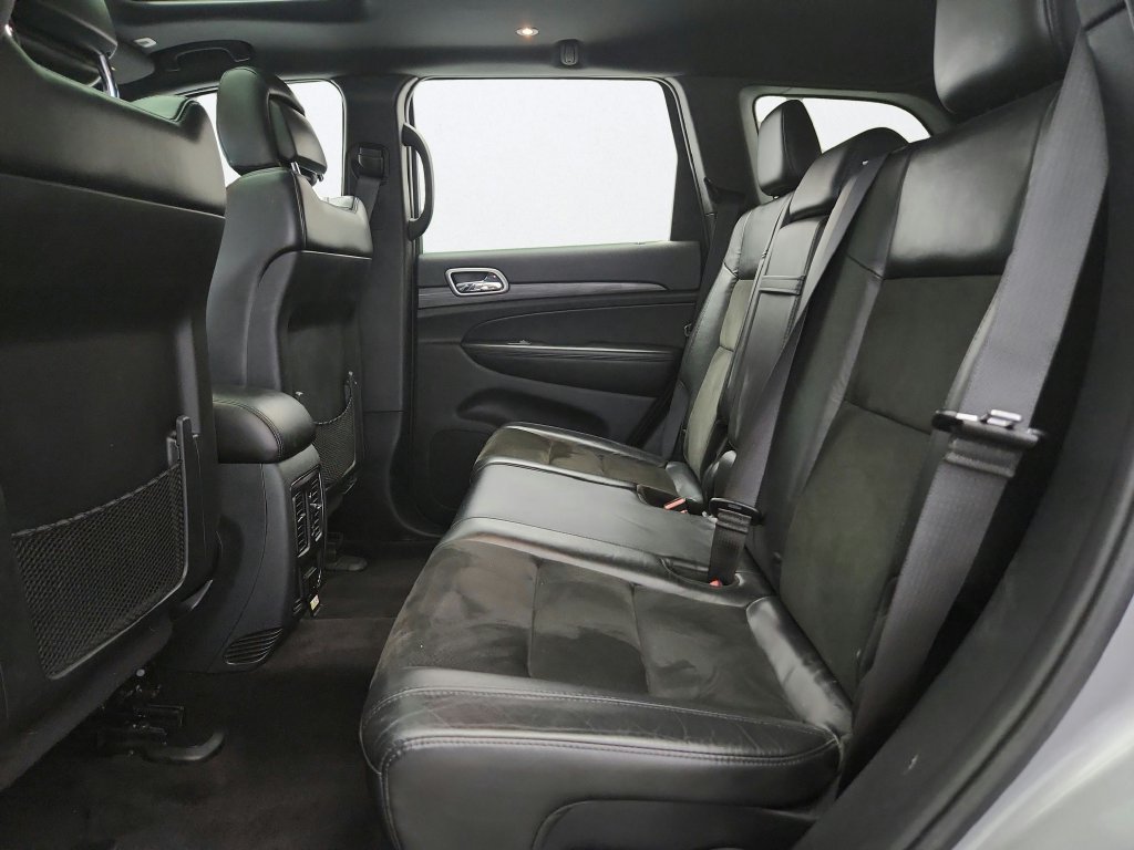 Used 2019 Jeep Grand Cherokee Altitude AWD/4WD image 26